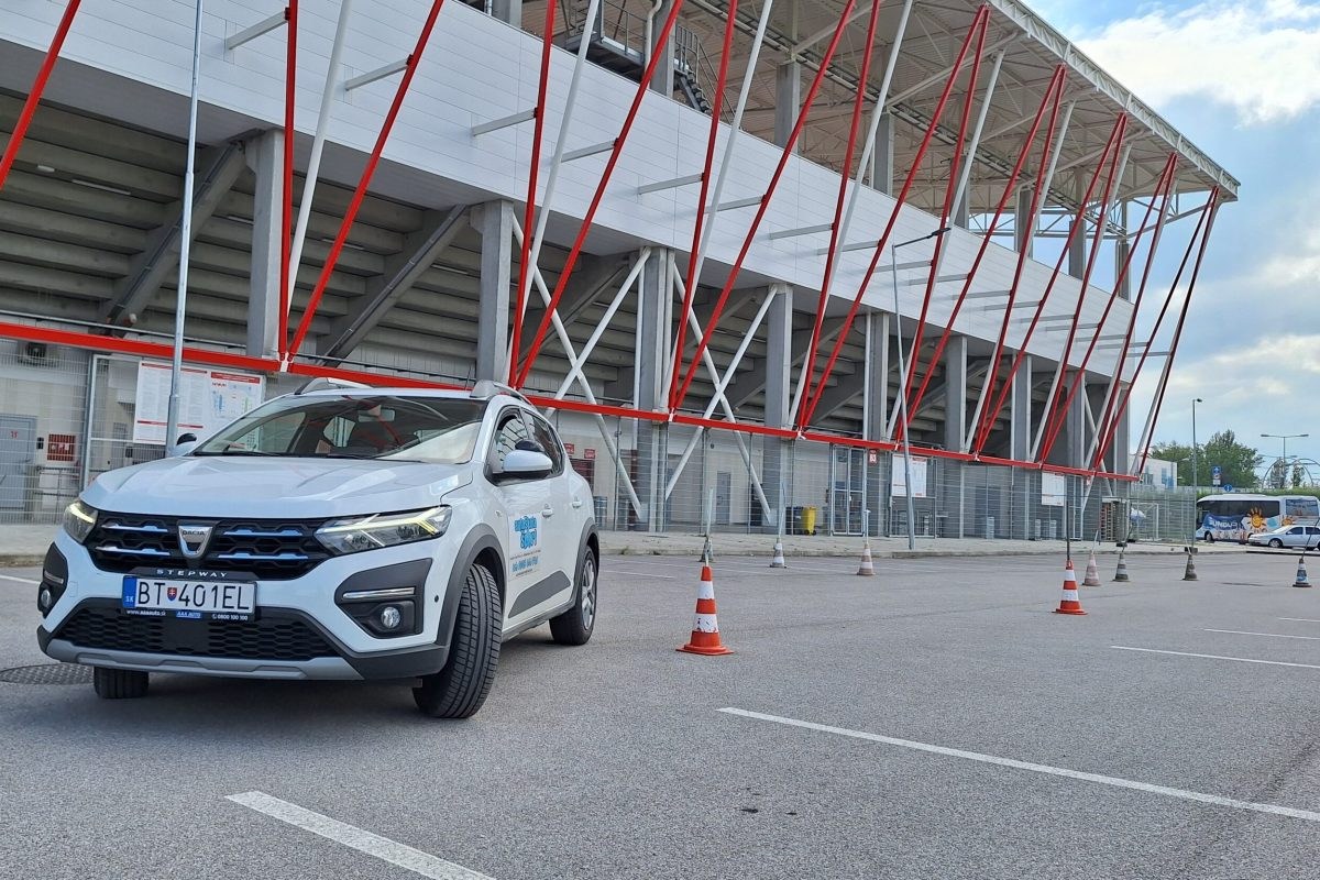 dacia_autoskola_sport - cvičisko